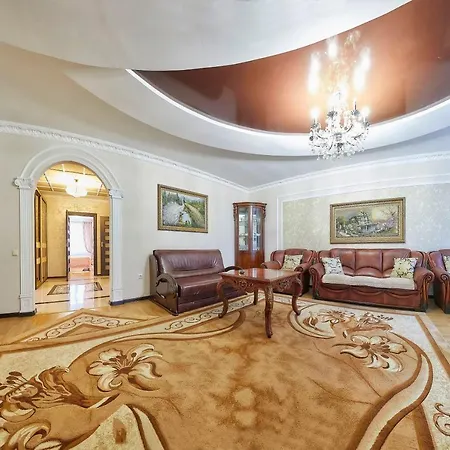 Luxury Apartamento Truskavets